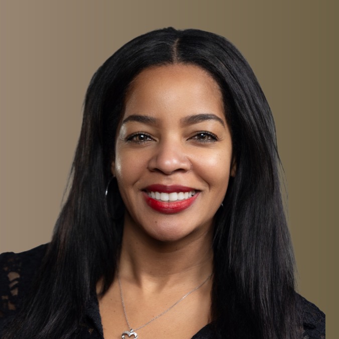 Angela - Community Manager